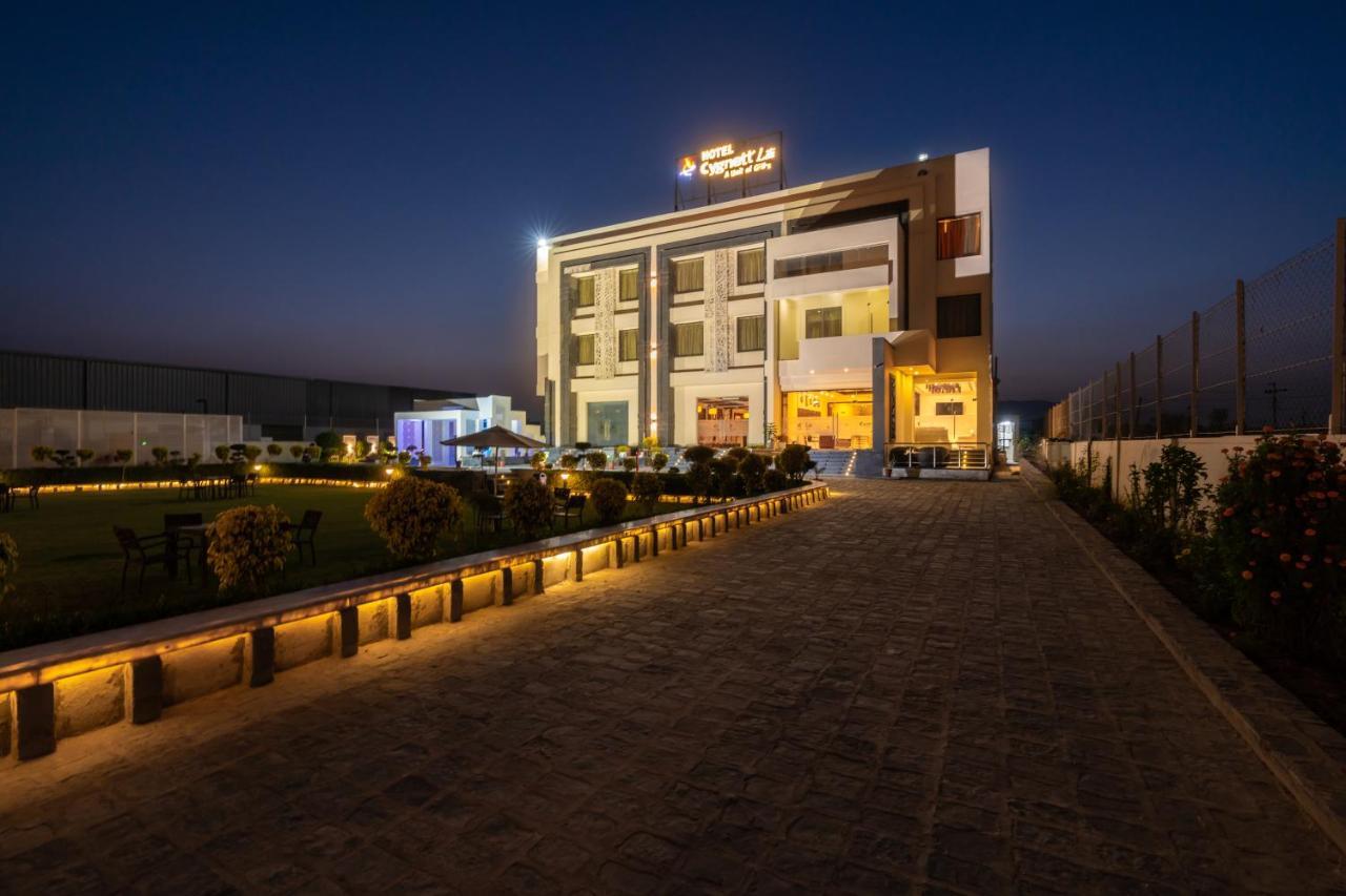 Hotel Cygnett Lite Alwar Exteriér fotografie
